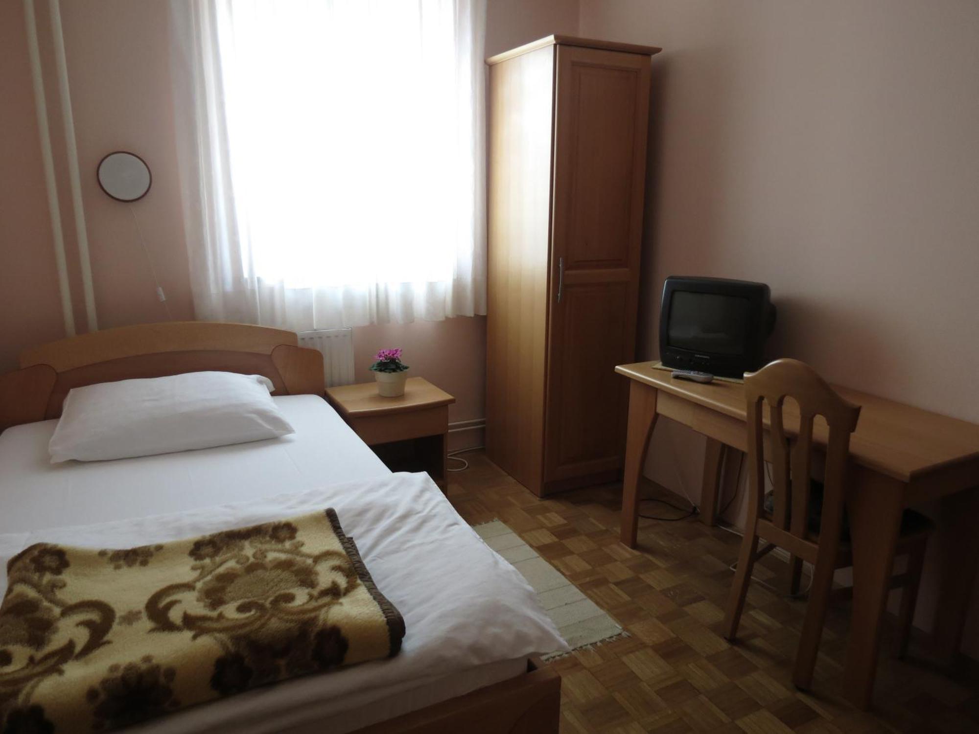 Motel Divjak Spodnje Hoce Exterior photo